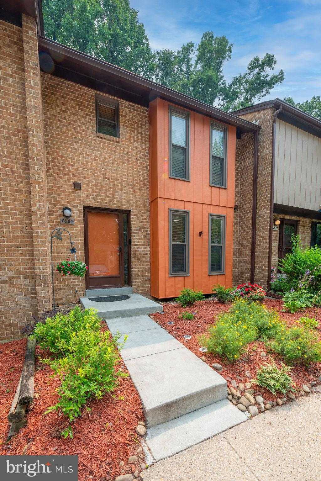 View DERWOOD, MD 20855 townhome