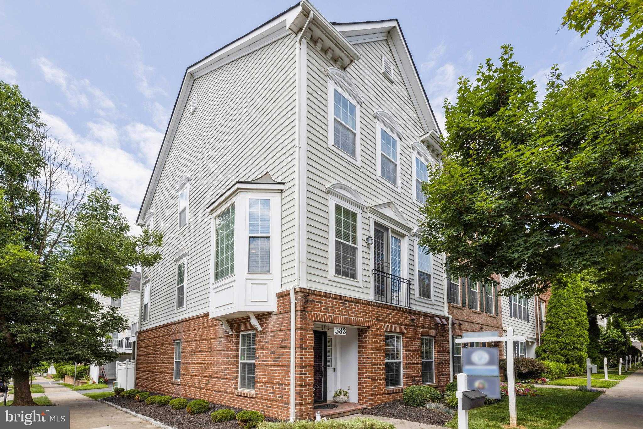 View GAITHERSBURG, MD 20878 townhome