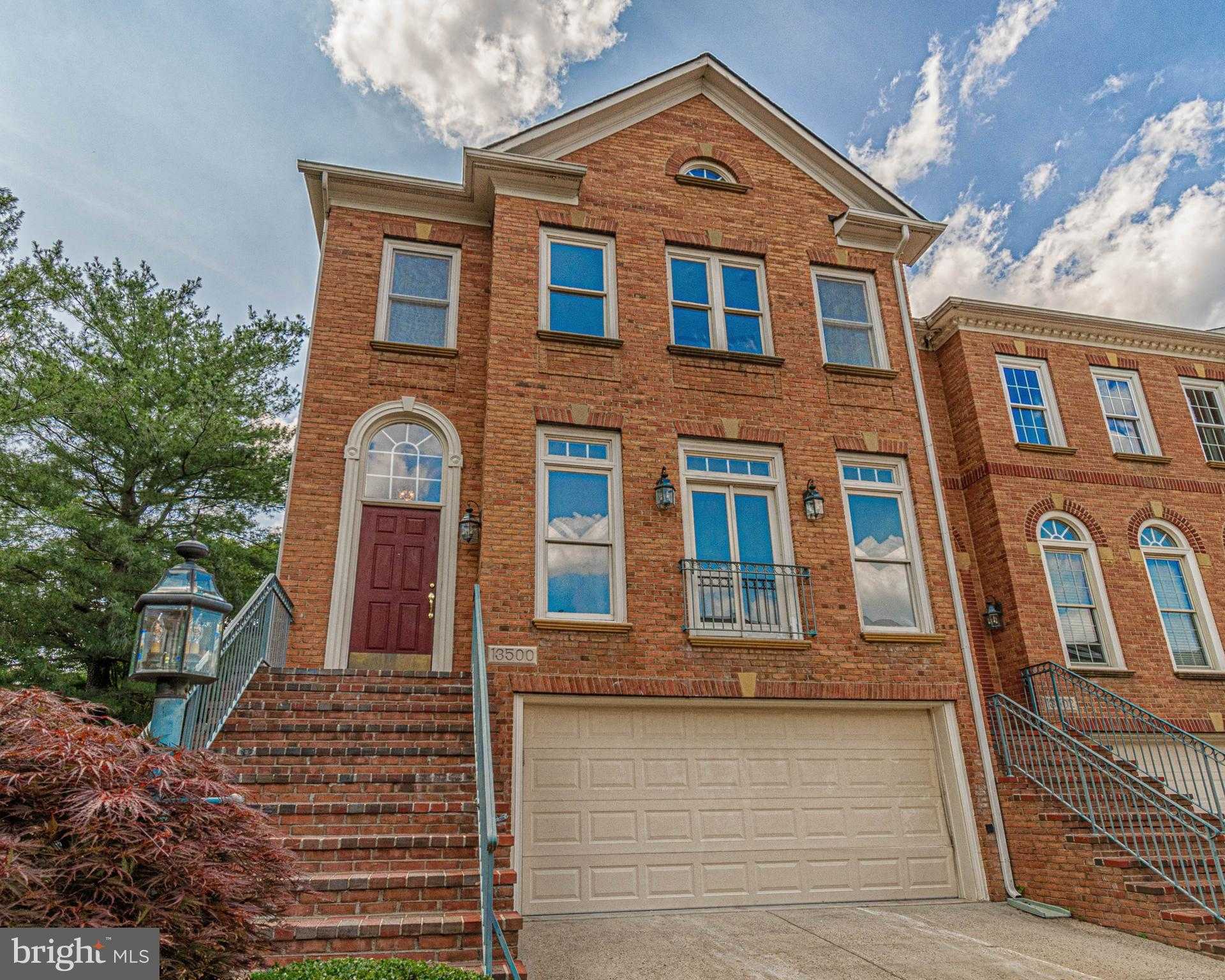 View POTOMAC, MD 20854 townhome