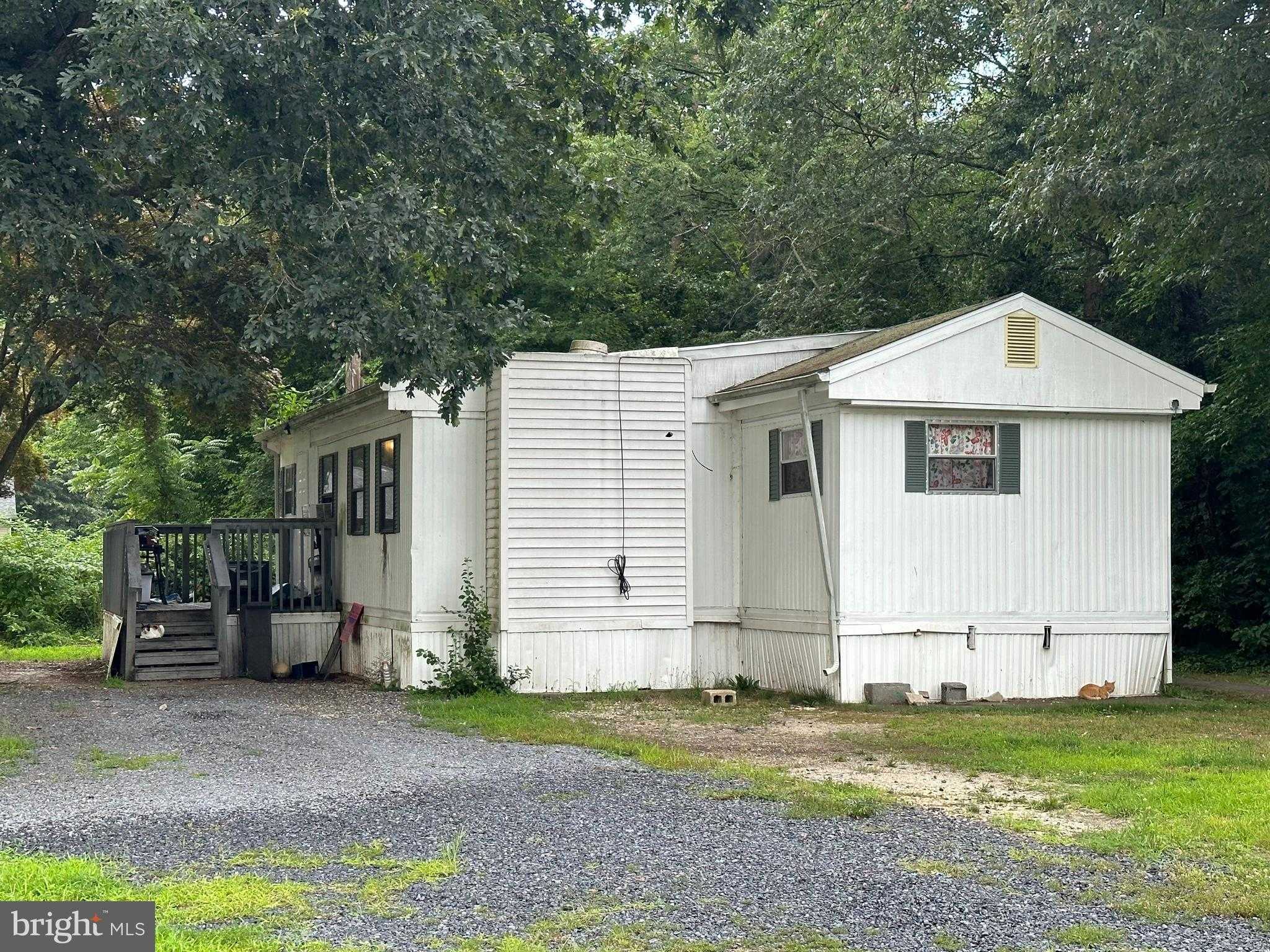 View MILLVILLE, NJ 08332 mobile home