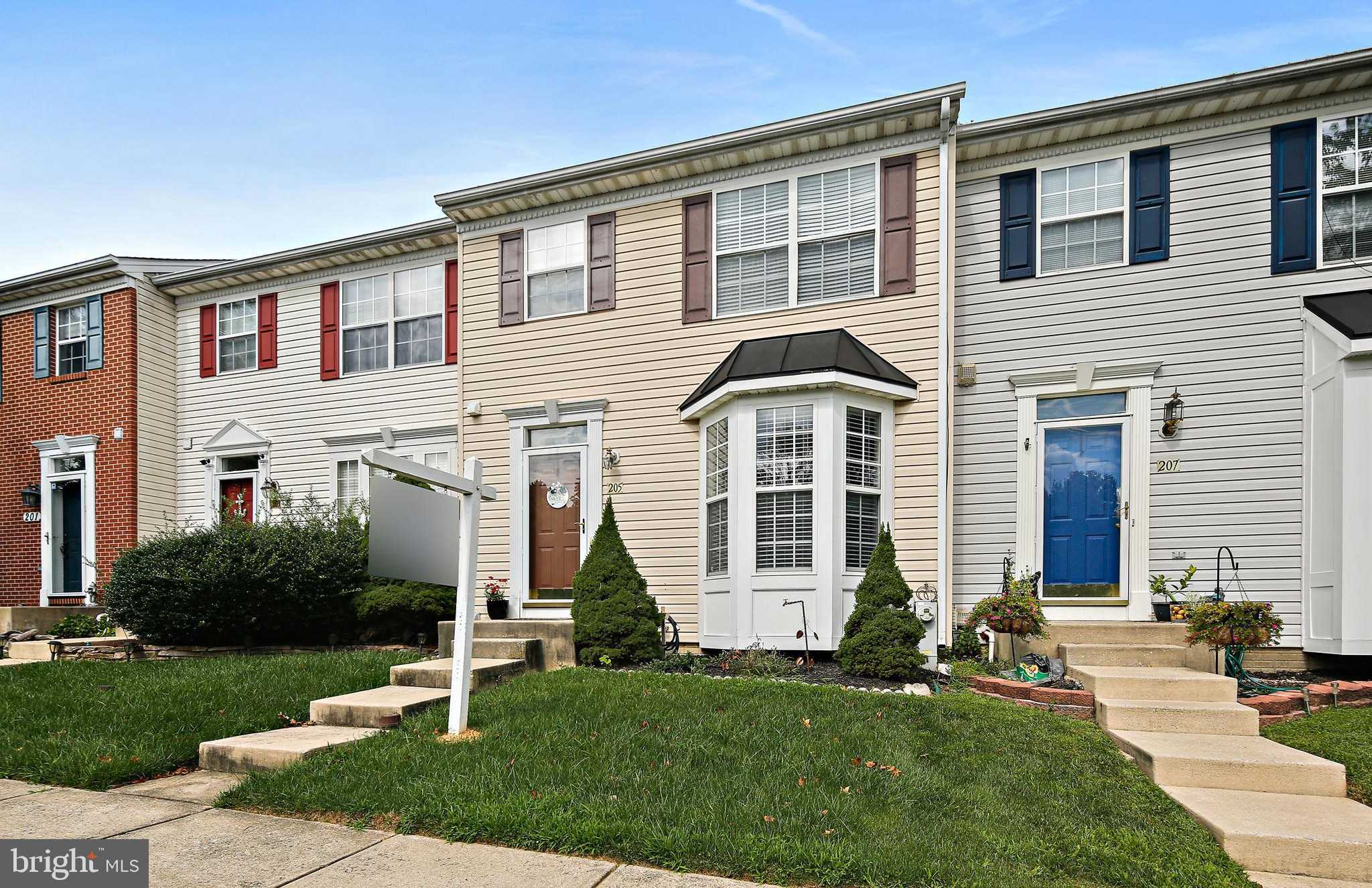 View REISTERSTOWN, MD 21136 townhome