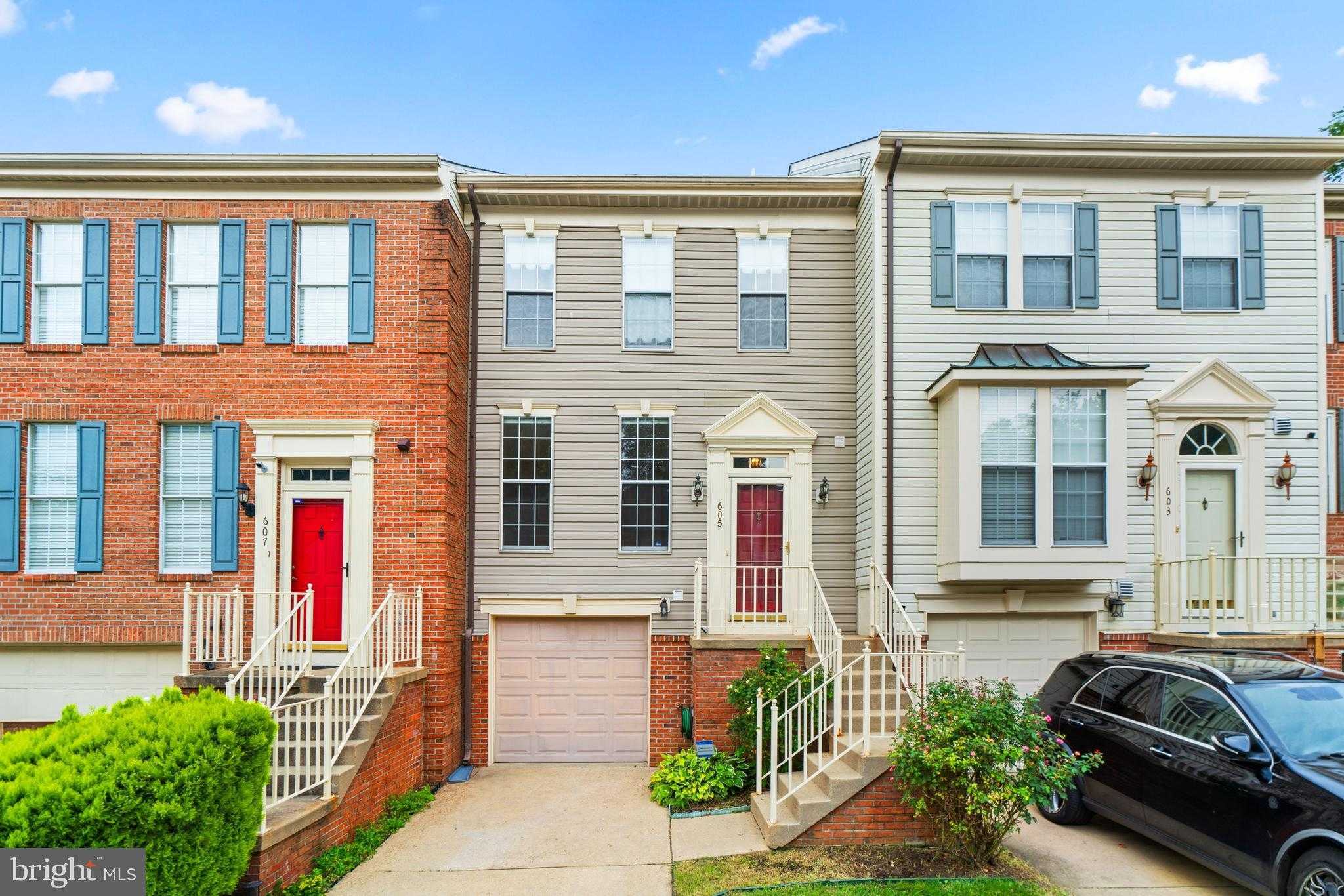 View MITCHELLVILLE, MD 20721 townhome