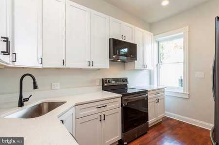 $239,000 - 3Br/2Ba -  for Sale in Broadway East, Baltimore