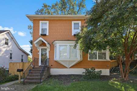 $530,000 - 4Br/2Ba -  for Sale in Lake Evesham, Baltimore