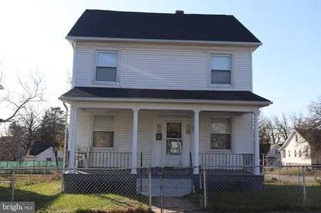 $240,000 - 4Br/2Ba -  for Sale in Central Park Heights, Baltimore