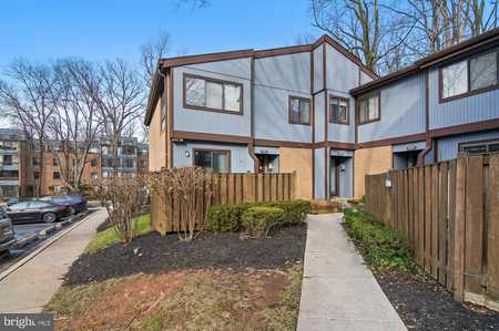 $395,000 - 4Br/4Ba -  for Sale in Cheswolde, Baltimore
