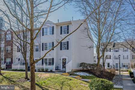 $385,000 - 3Br/3Ba -  for Sale in Columbia Park, Columbia