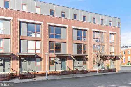 $800,000 - 4Br/4Ba -  for Sale in Canton, Baltimore