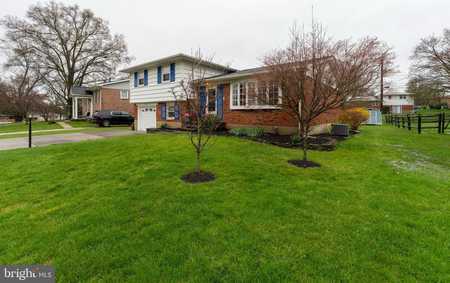 $596,500 - 4Br/3Ba -  for Sale in Springlake, Lutherville Timonium