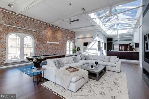 $1,575,000 - 2Br/3Ba -  for Sale in Washington Sq West, Philadelphia