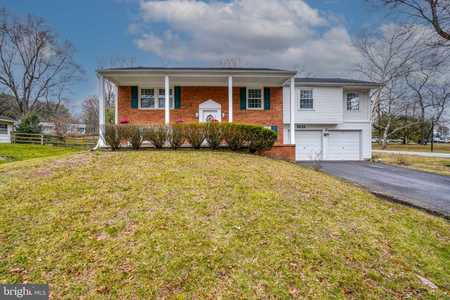 $599,000 - 4Br/3Ba -  for Sale in None Available, Columbia