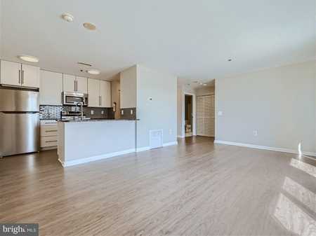 $359,000 - 2Br/2Ba -  for Sale in Canton Waterfront, Baltimore
