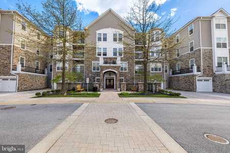 $439,000 - 2Br/2Ba -  for Sale in Quarry Lake, Baltimore