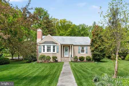 $365,900 - 3Br/2Ba -  for Sale in None Available, Catonsville