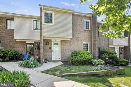 $345,000 - 3Br/3Ba -  for Sale in The Gentry, Annapolis