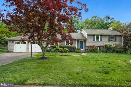 $825,000 - 4Br/3Ba -  for Sale in Romar Estates, Annapolis