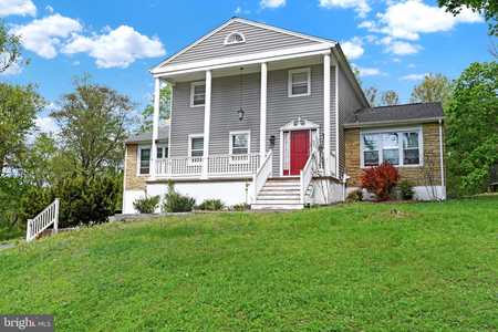 $799,990 - 5Br/4Ba -  for Sale in None Available, Sykesville