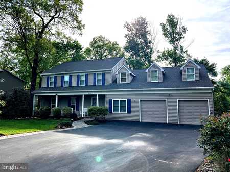 $975,000 - 4Br/3Ba -  for Sale in Chartwell, Severna Park