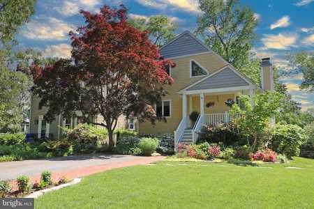 $900,000 - 4Br/3Ba -  for Sale in Bay Highlands, Annapolis