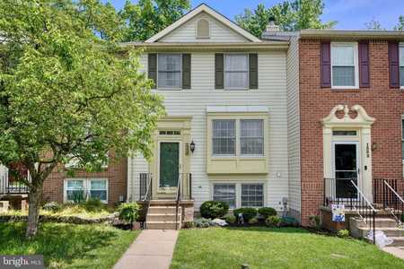 $300,000 - 3Br/4Ba -  for Sale in Chestnut Hill Cove, Chestnut Hill Cove