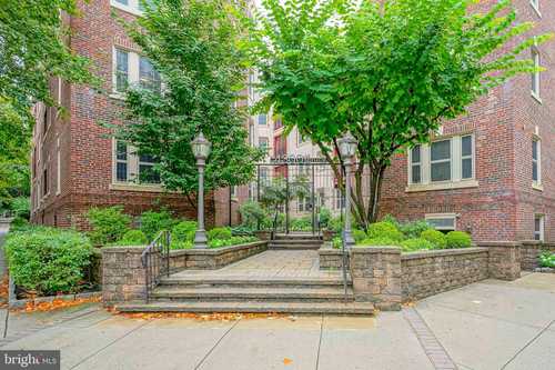 $424,999 - 2Br/2Ba -  for Sale in University City, Philadelphia