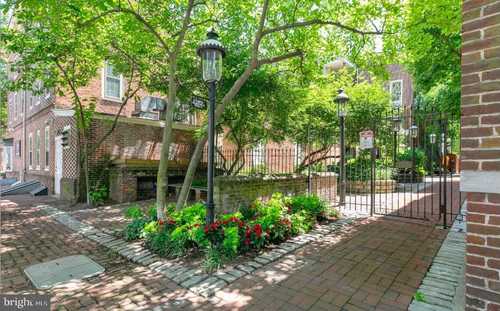 $365,000 - 2Br/1Ba -  for Sale in Society Hill, Philadelphia