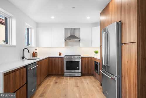 $699,000 - 2Br/3Ba -  for Sale in Fairmount, Philadelphia