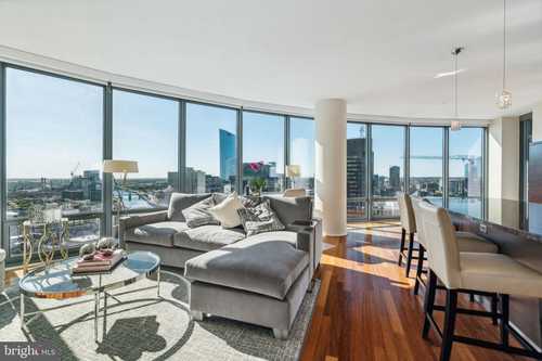 $899,990 - 2Br/2Ba -  for Sale in Center City, Philadelphia