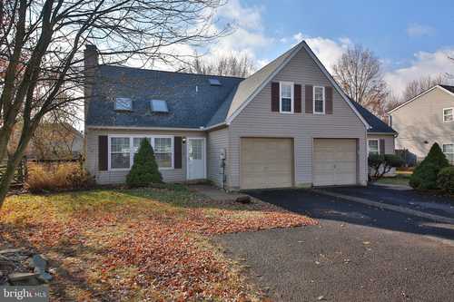 $299,000 - 3Br/2Ba -  for Sale in Walnut Bank Farms, Quakertown