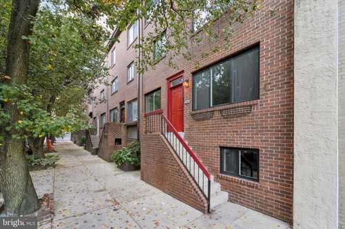 $799,000 - 3Br/3Ba -  for Sale in Logan Square, Philadelphia