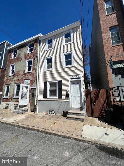 $299,900 - 2Br/1Ba -  for Sale in Fishtown, Philadelphia