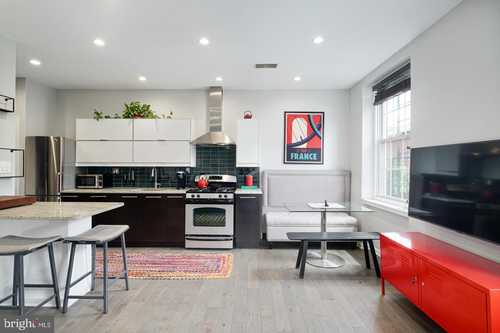 $295,000 - 1Br/1Ba -  for Sale in Avenue Of The Arts, Philadelphia