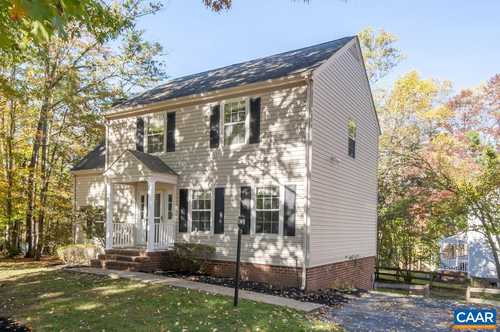 $525,000 - 4Br/3Ba -  for Sale in Forest Lakes, Charlottesville