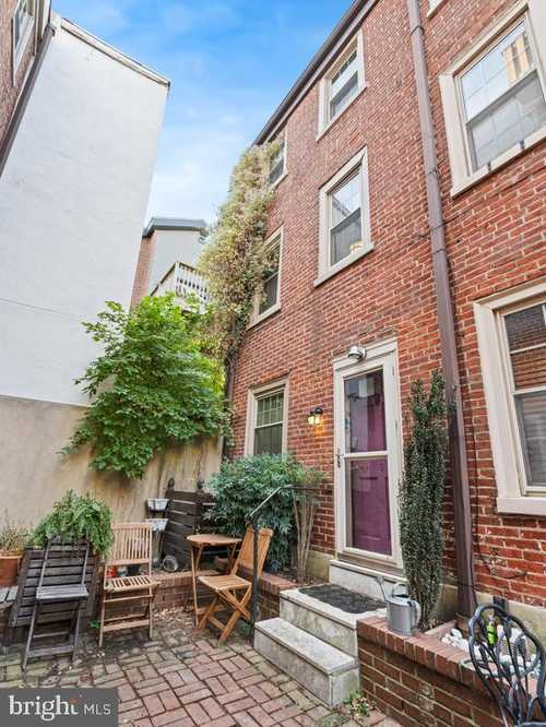 $279,999 - 2Br/1Ba -  for Sale in Queen Village, Philadelphia