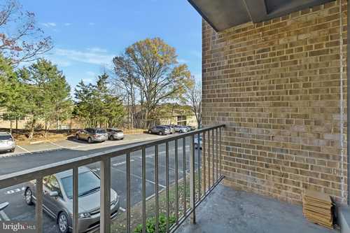 $259,790 - 2Br/1Ba -  for Sale in Saxony Square, Alexandria