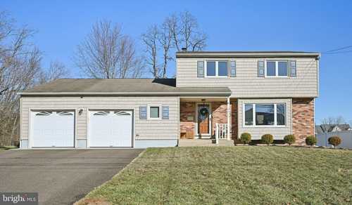 $487,500 - 3Br/2Ba -  for Sale in Ivywood, Cinnaminson