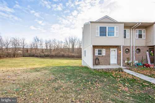 $320,000 - 3Br/3Ba -  for Sale in Beaver Run Knoll, Downingtown