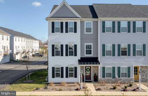 $439,000 - 3Br/3Ba -  for Sale in Lime Spring Village, Lancaster