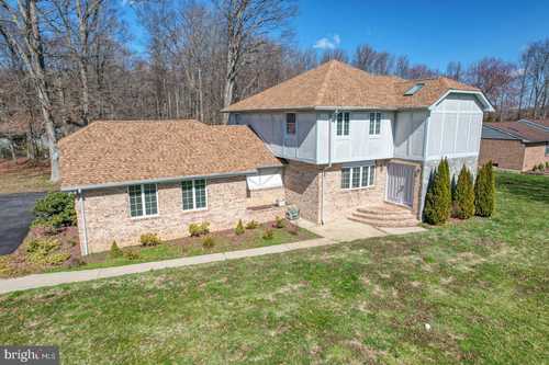 $539,900 - 4Br/3Ba -  for Sale in Rolling Meadows, Bear