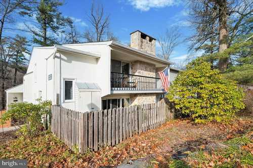 $300,000 - 2Br/2Ba -  for Sale in Green Countrie, Newtown Square