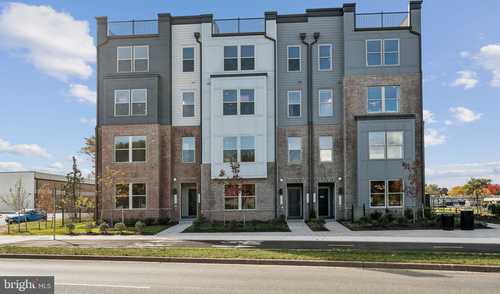 $587,155 - 3Br/3Ba -  for Sale in Park Place, Herndon