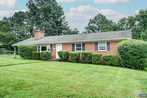 $400,000 - 3Br/2Ba -  for Sale in Meadows, Charlottesville