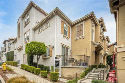 $849,888 - 2Br/3Ba -  for Sale in San Jose