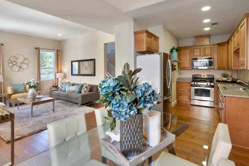 $899,000 - 2Br/3Ba -  for Sale in San Jose