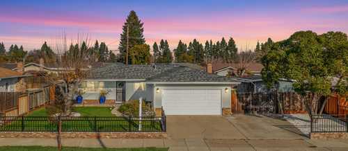 $1,005,000 - 3Br/2Ba -  for Sale in Gilroy