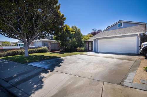 $675,000 - 3Br/3Ba -  for Sale in Salinas