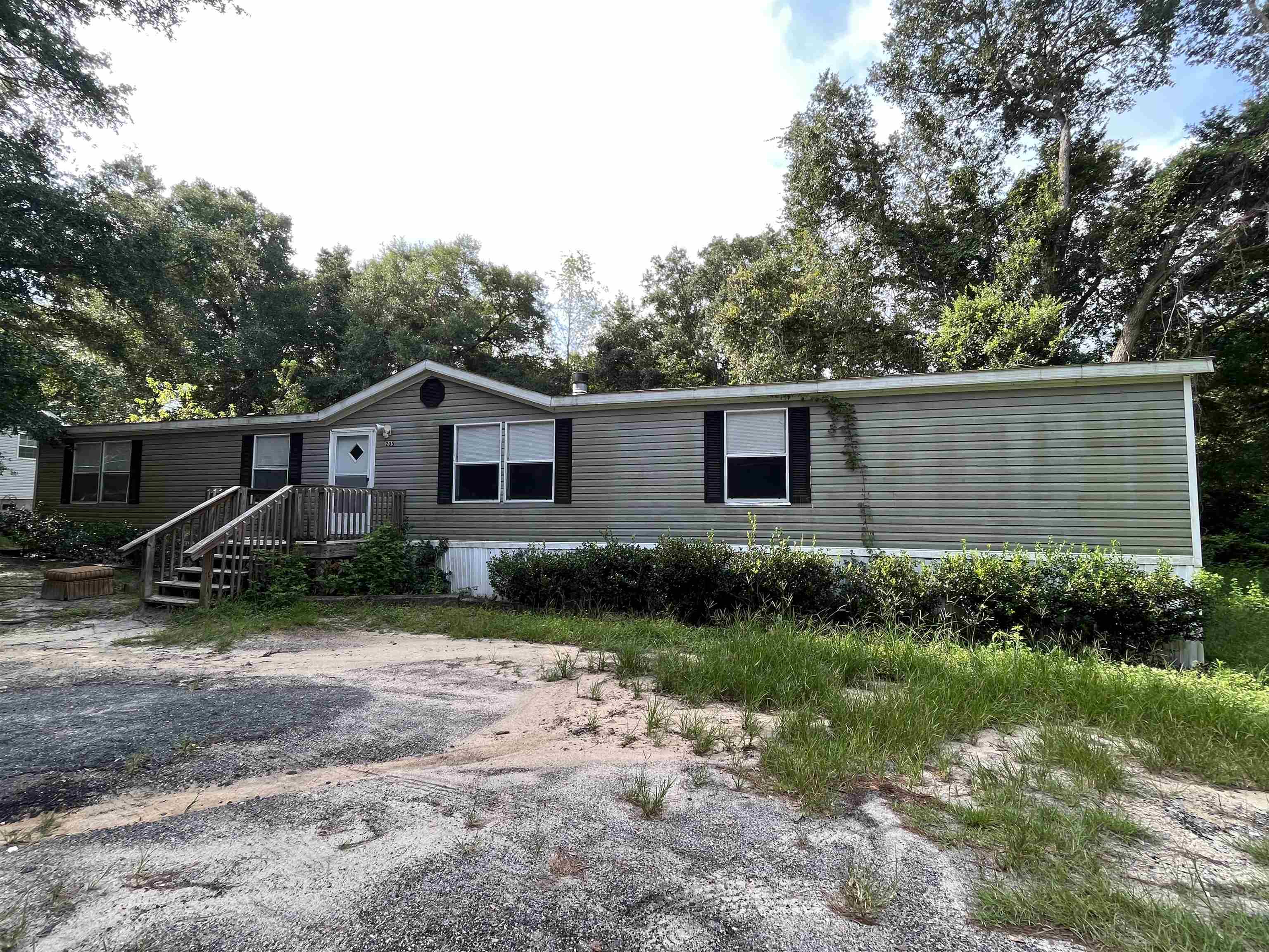 View MIDWAY, FL 32343 mobile home