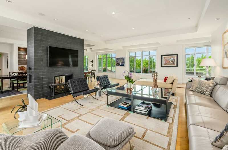 $2,200,000 - 3Br/4Ba -  for Sale in Central Bexley / One Dawson Place, Bexley