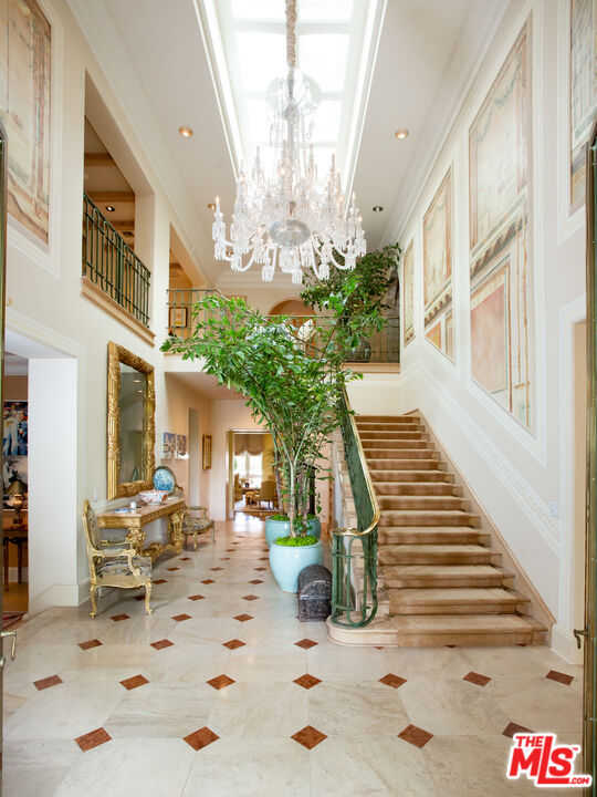 $33,000,000 - 11Br/14Ba -  for Sale in Beverly Hills