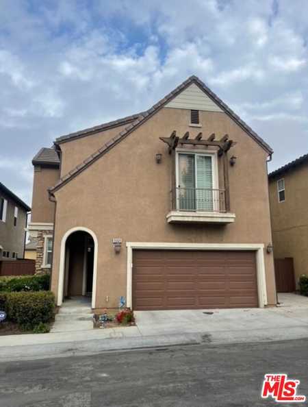 $1,350,000 - 3Br/3Ba -  for Sale in Inglewood